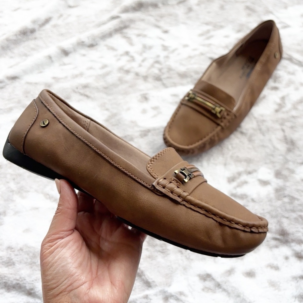 LifeStride Velocity Tan Driving Loafers Gold Bit Comfort Flats | Size 8.5M - Picture 4 of 12